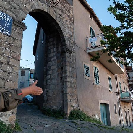 Cantina Nel Castello Montegiovi Exterior foto